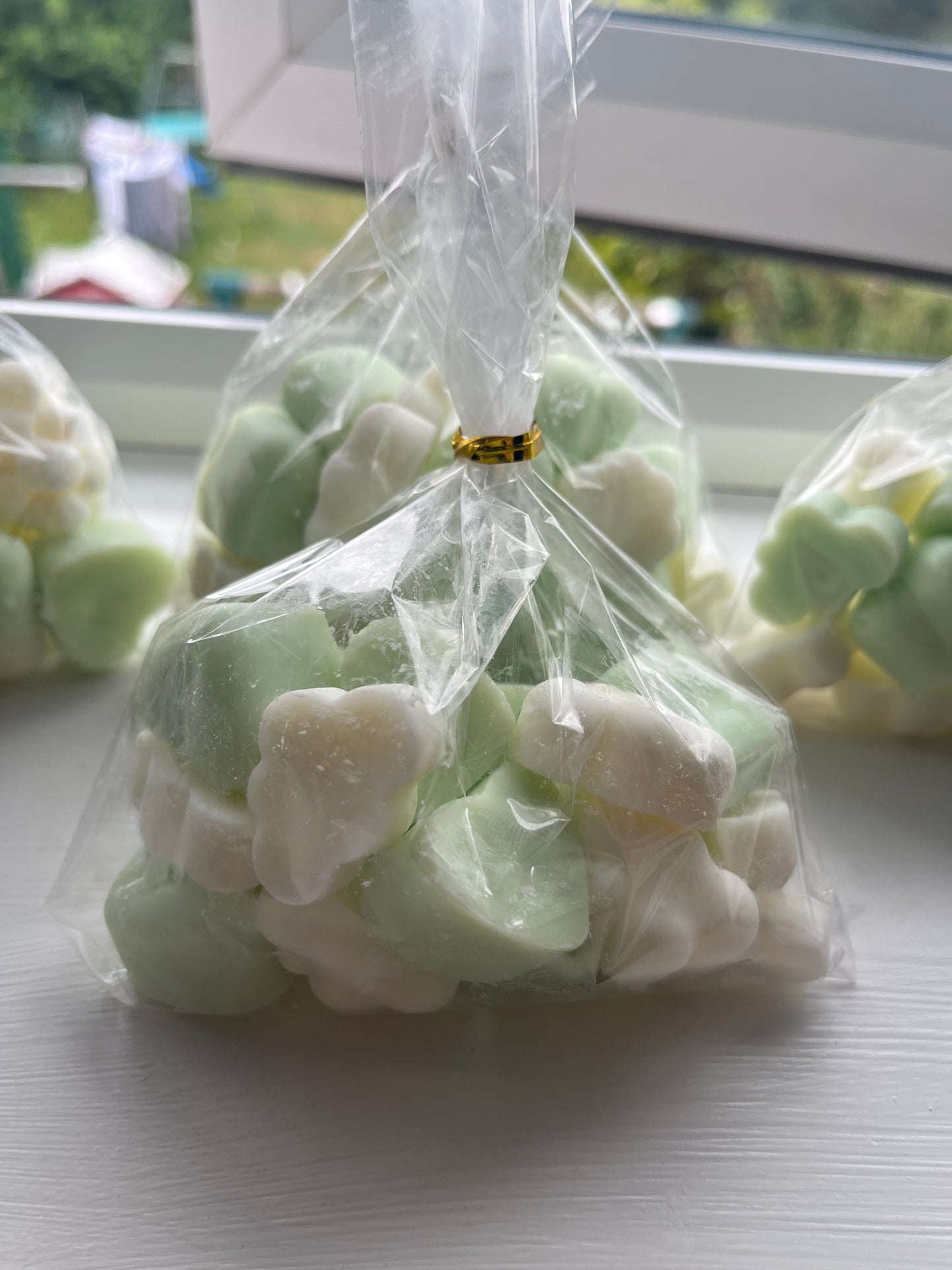 Bag of apple clouds&flowers